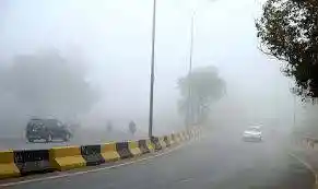 Dense Fog Forces Closure of Major Motorways Across Punjab